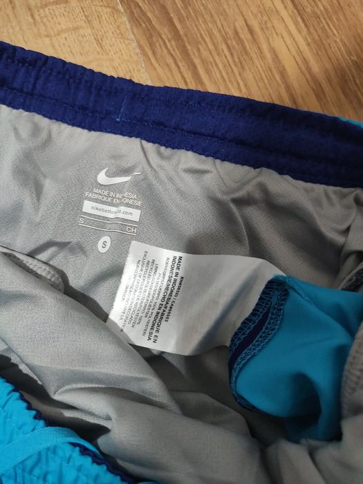 Pantaloni scurți de damă Nike mărimea S