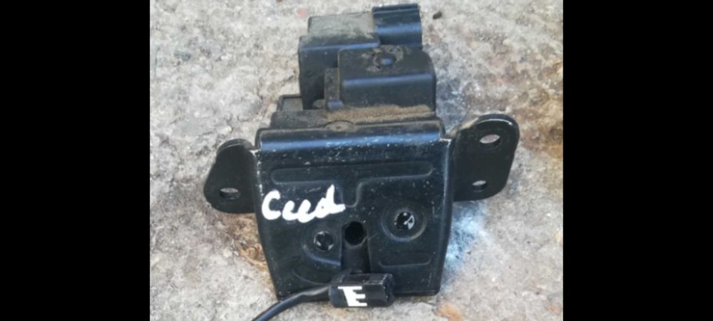 Брава багажник Kia Ceed Киа Сийд Сиид хечбек