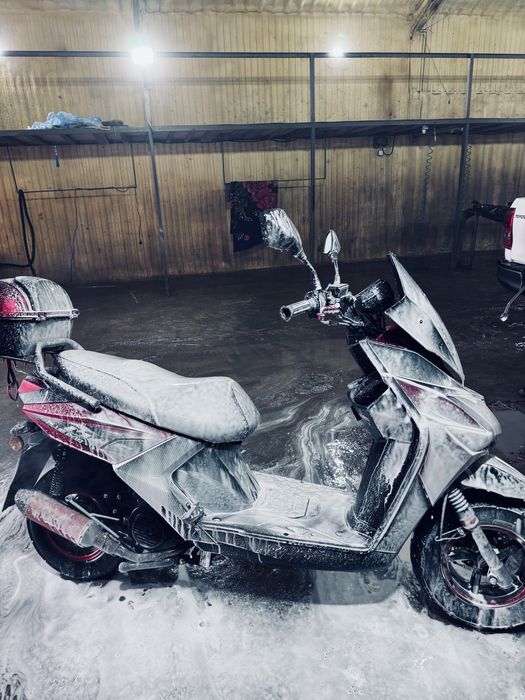 Скутер 180куб.