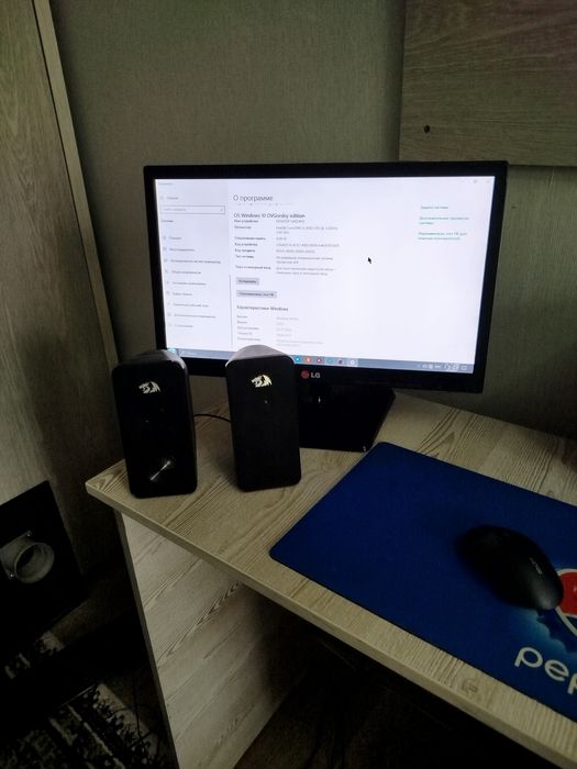 Продается компьютер память 1 теробайт оперативка 8 гигов с монитором