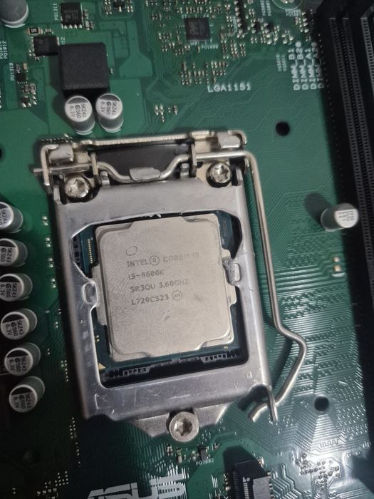 I5 8600k + placă de bază asus b365m-c