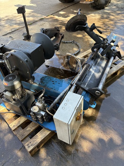 Presa dejantat anvelope camioane