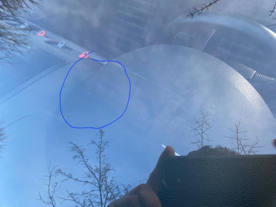 Reparații parbrize.ciobituri și fisuri