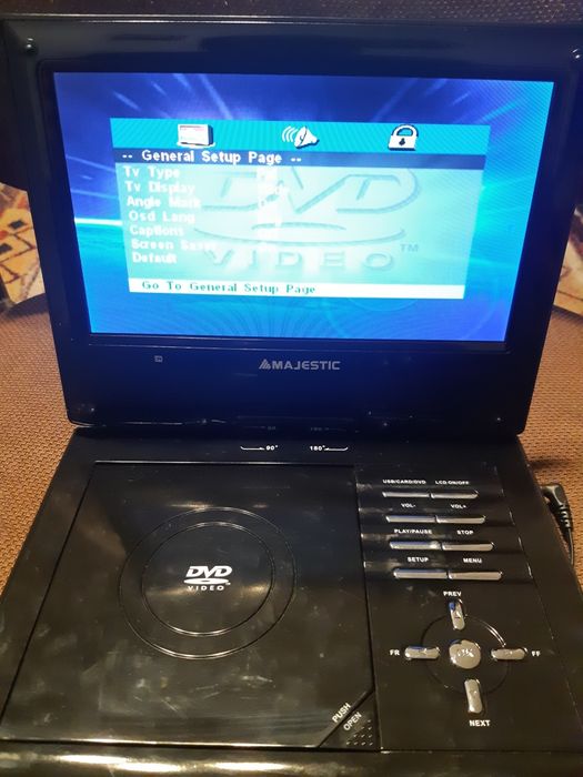 Dvd player portabil Majestic