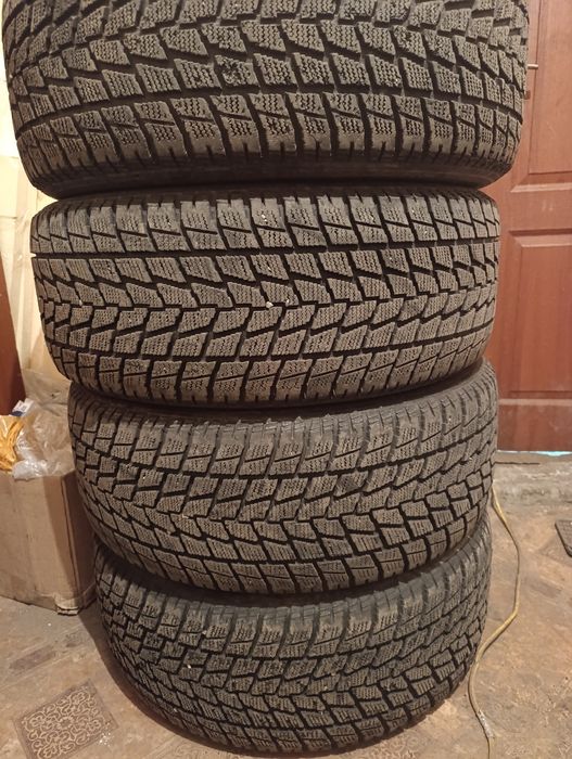 Шины зима 275/55/19