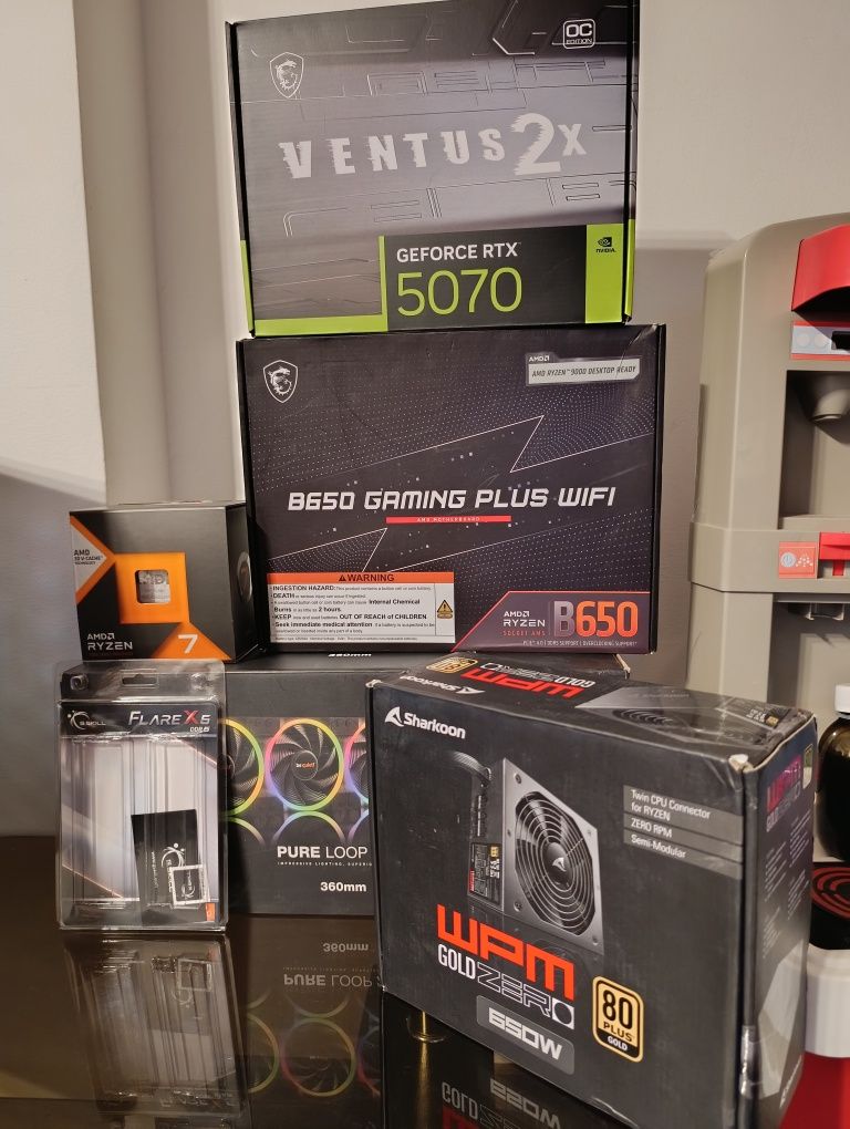 PC Ryzen 7 7800X3d RTX 5070 12Gb, 32GB DDR5 ,SSD 2TB