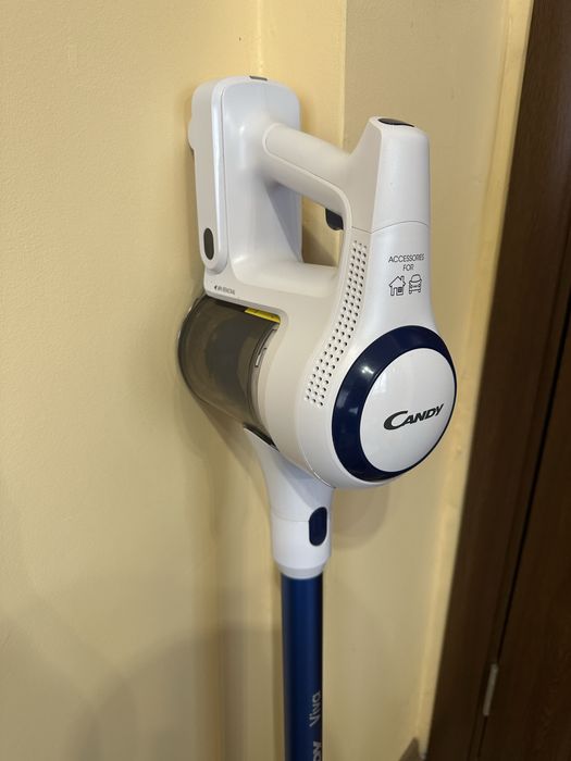 Мултифункционална прахосмукачка Candy Viva CVIVA02E