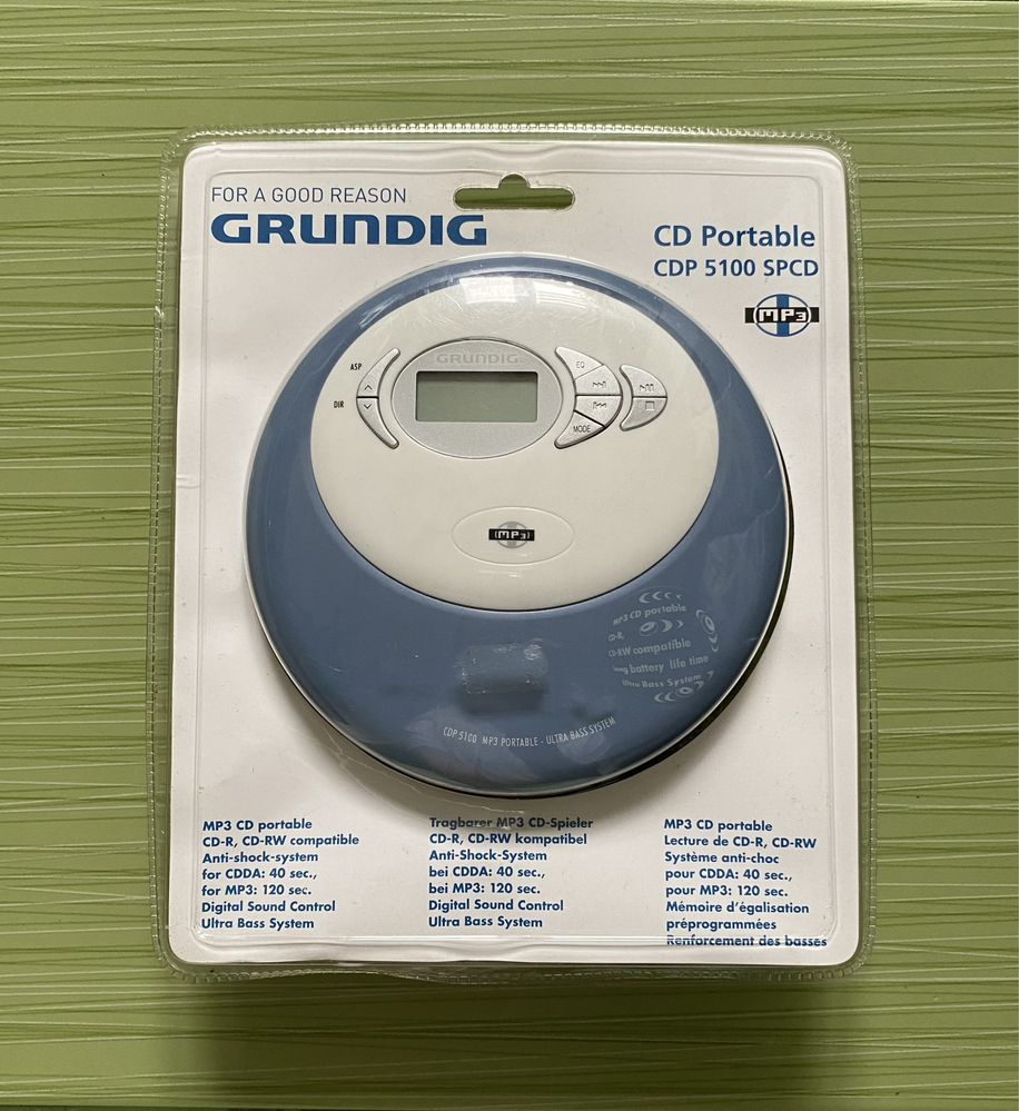 Grundig mp3 CD player portable