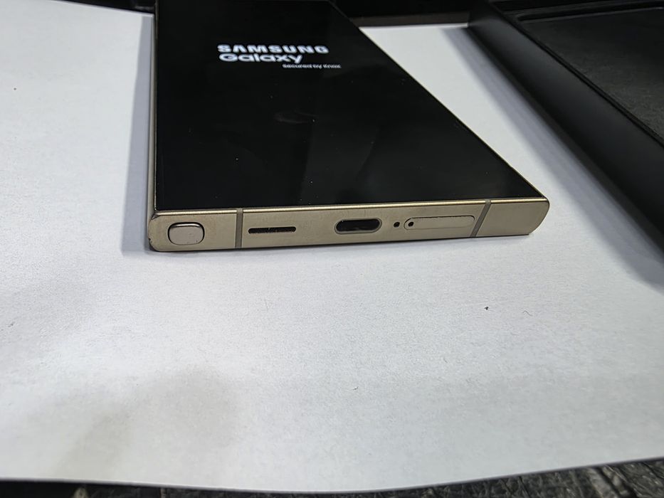 Samsung Galaxy S24 Ultra Titanium Yellow 512GB 12GB RAM Stare EXCELENT