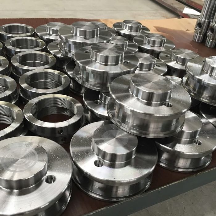 Confectionam pinioane, roti dintate, confecții prin aschiere