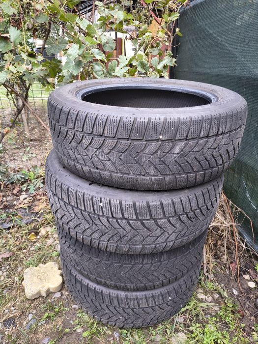 4 Anvelope/cauciucuri Dunlop 235/55/ R 19 M+S