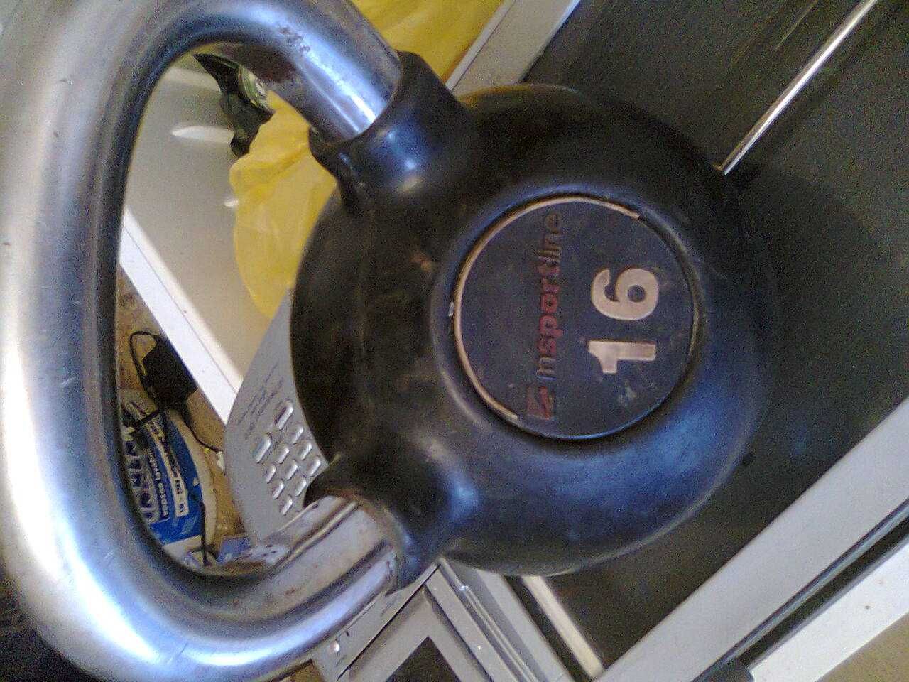 Gantera din fier 16kg  pentru maini
