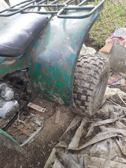 Vind atv 250cc in stare de functionare