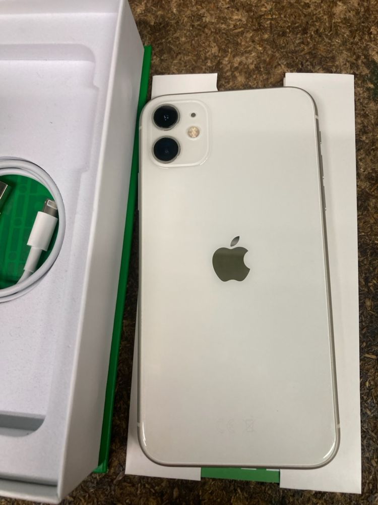 Iphone 11 white 64GB 100%