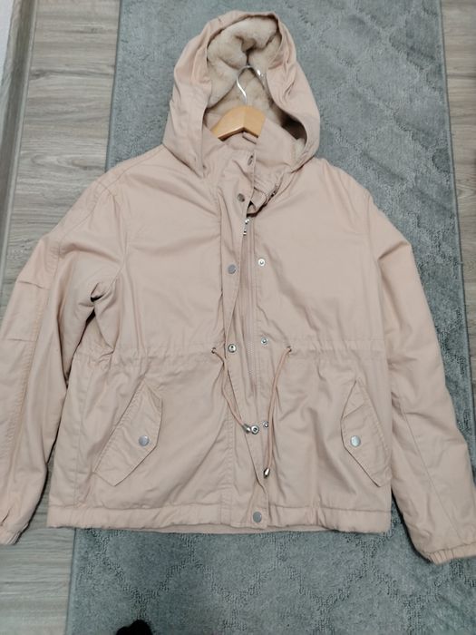 Vând geaca de damă