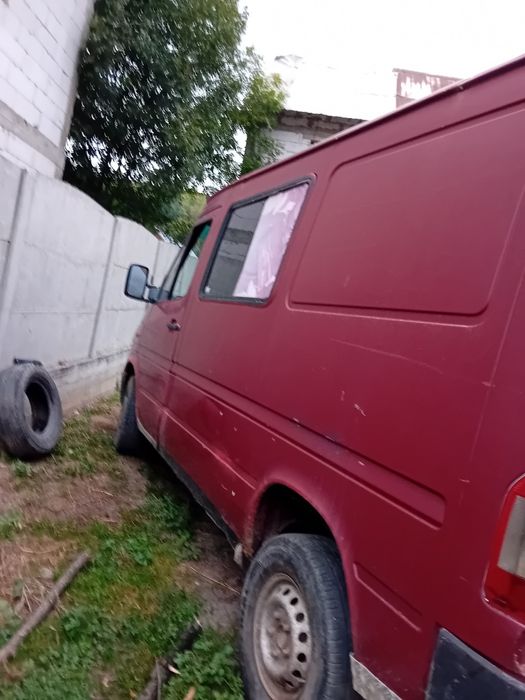 Duba sprinter sau schimb carosata