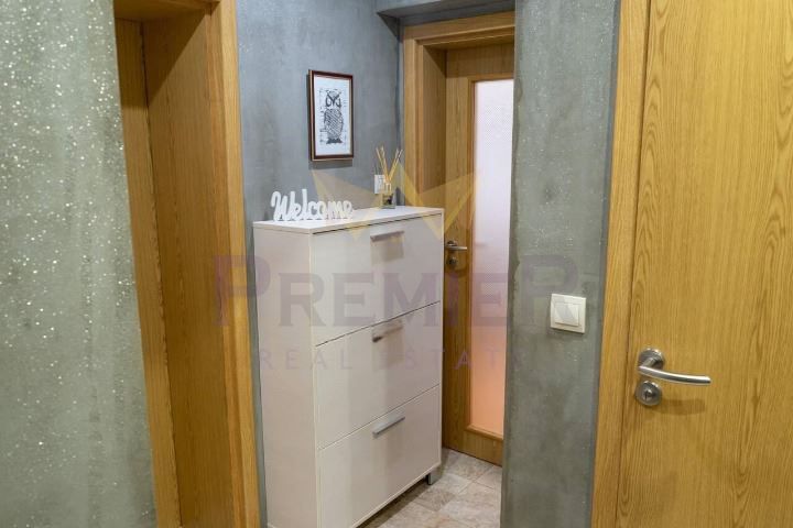 Дава се под наем Тристаен апартамент в Варна, Колхозен пазар - 70 кв.м за 433.5 € - Снимка #5