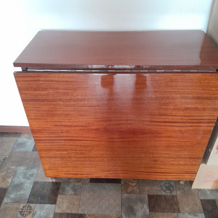 Стол-тумба раздвижной