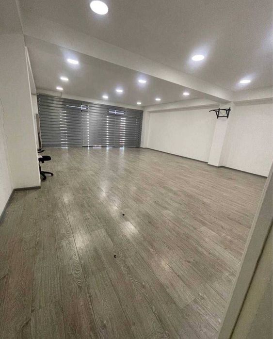 Аренда под офис 42,44,79м2 ул. Сергели Недалеко Узгариш 10$1м2 1 линия