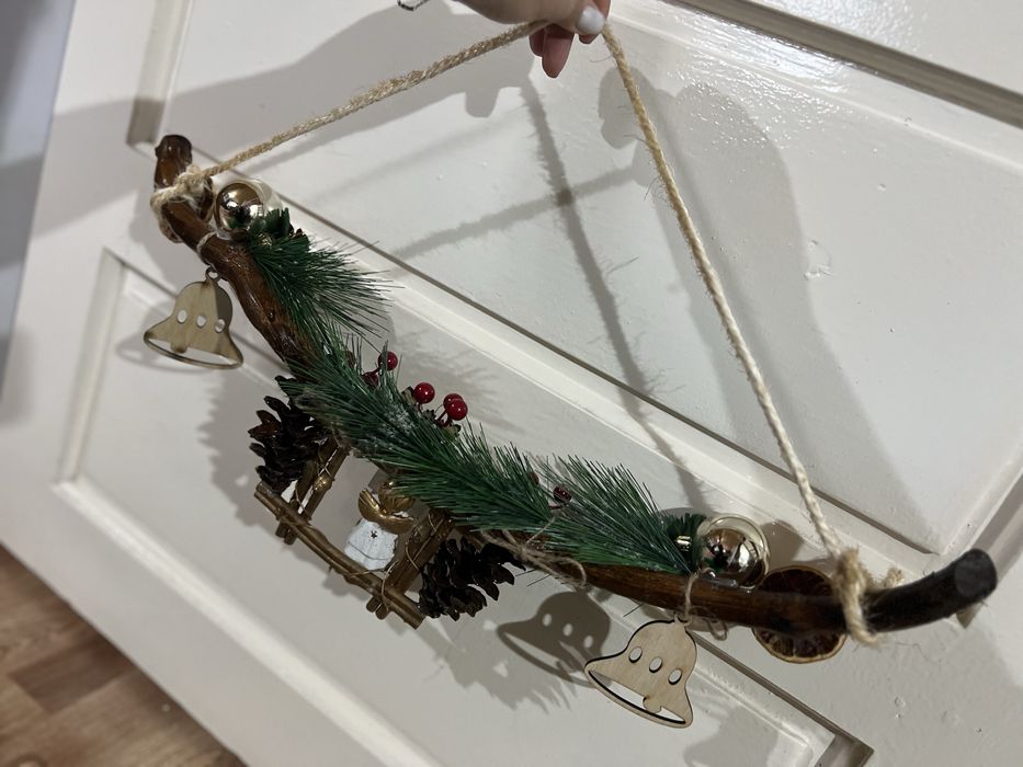 Bete Mos Nicolae , hand-made