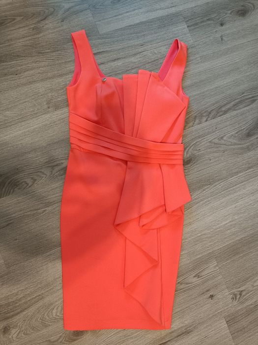 Маркова рокля LUCY