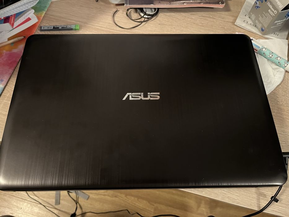 Laptop Asus X540UBR cu procesor i5 gen 8