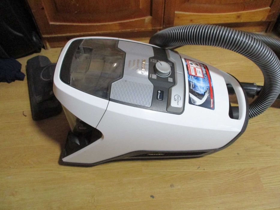 aspirator miele blizard