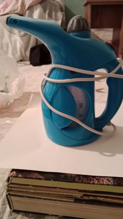 Паровой утюг ручной