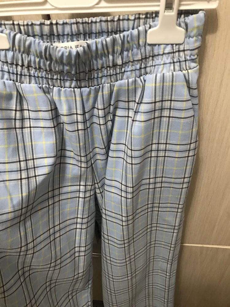 Продам брюки для девочки