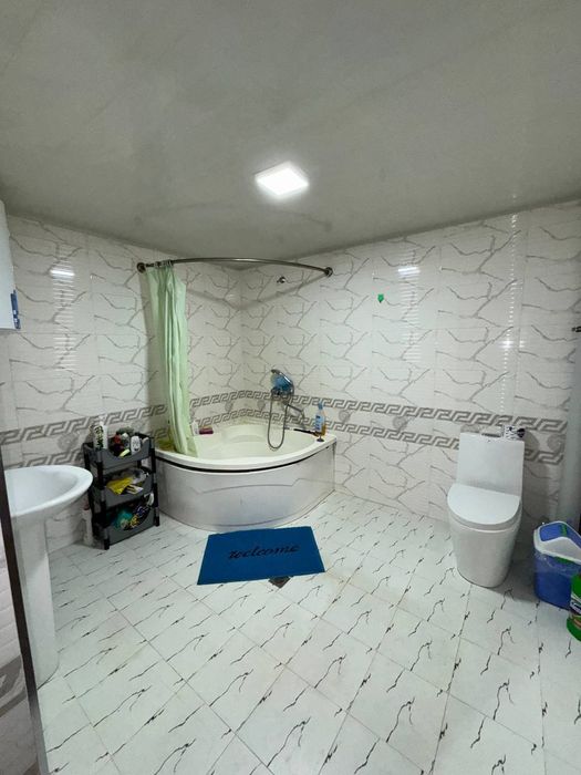 Дом 6сотки  Юкори Хужа Соат ор.н Тош Хамом