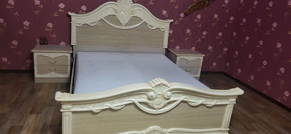 Продам спальный гарнитур Далия пр-во Украина