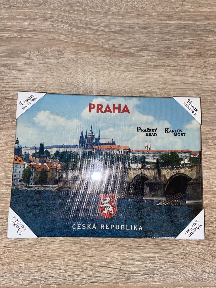 Продается картина Praha Прага. Сувенир новый