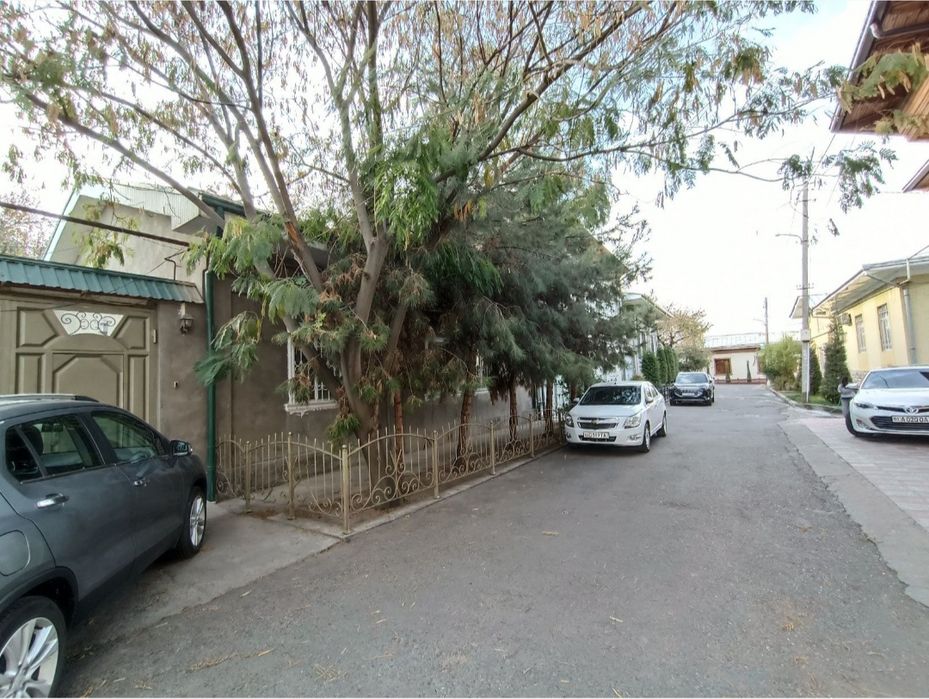 Метро Новза за Алиева 4,8 сотки ровный участок 2 линия