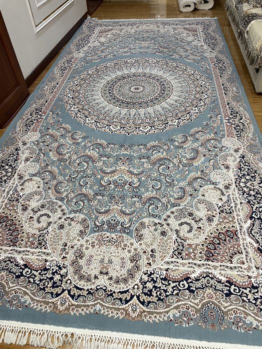 Продам Ковры  в хорошем состояние