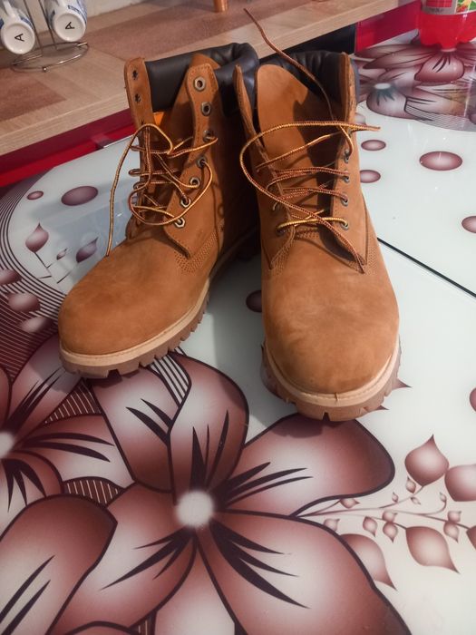 Ancaltăminte toamnă iarna la 450lei timberland