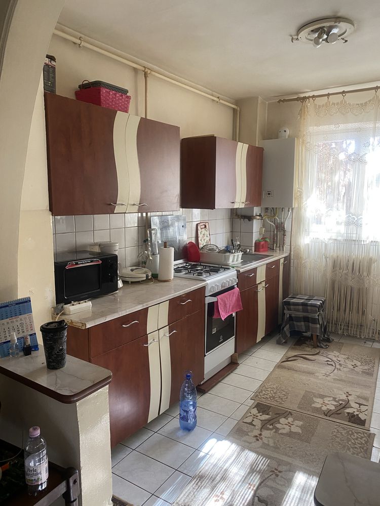 Vand garsoniera ( apartament 1camera) Cetate