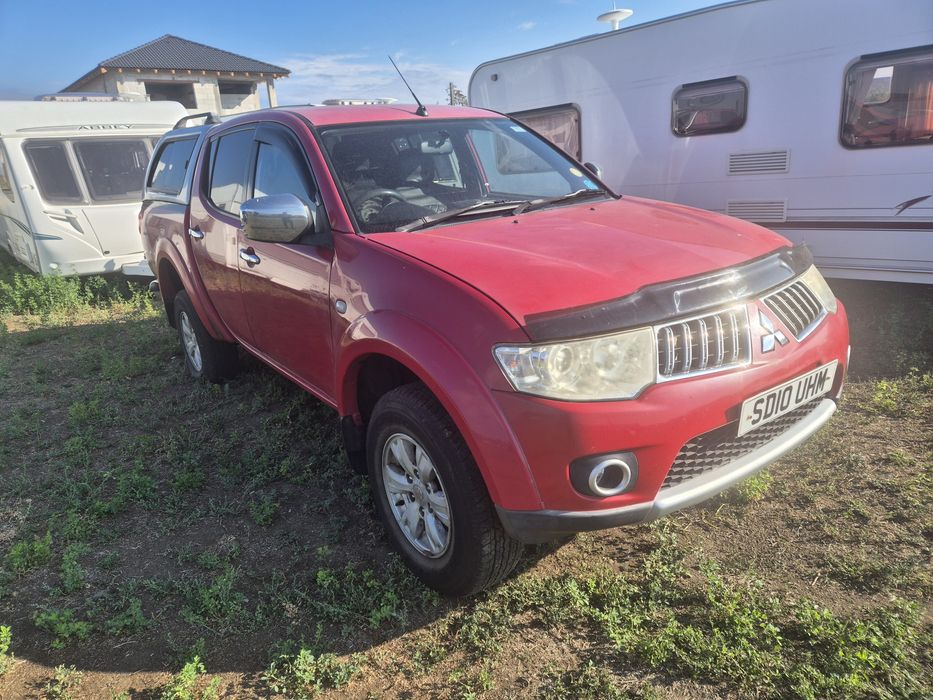 Mitsubishi L200 2010 2.5 manual volan dreapta