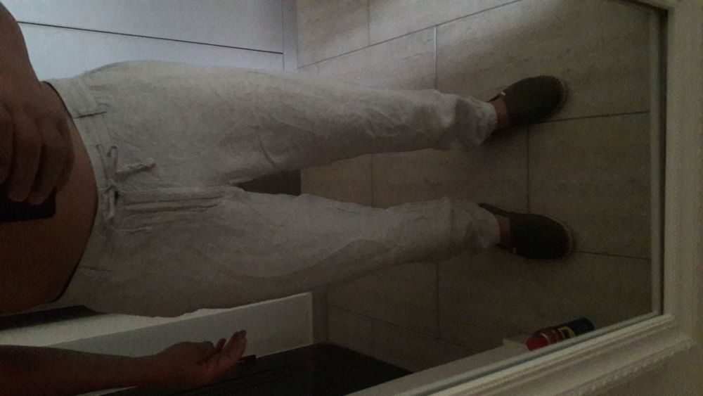 Pantaloni H&M material in