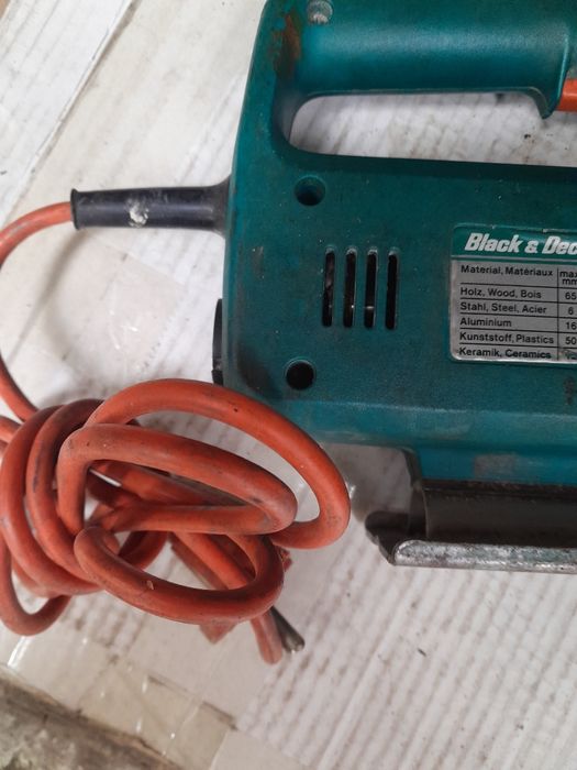Fierăstrău pendular(șoricel),Black&Decker.