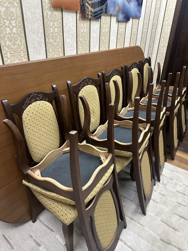 Стол и стул на 10 персон дерево