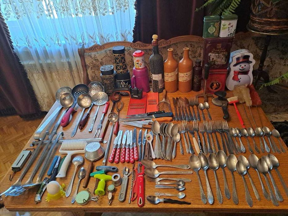 Сито   советского производства, овощерезка и другое