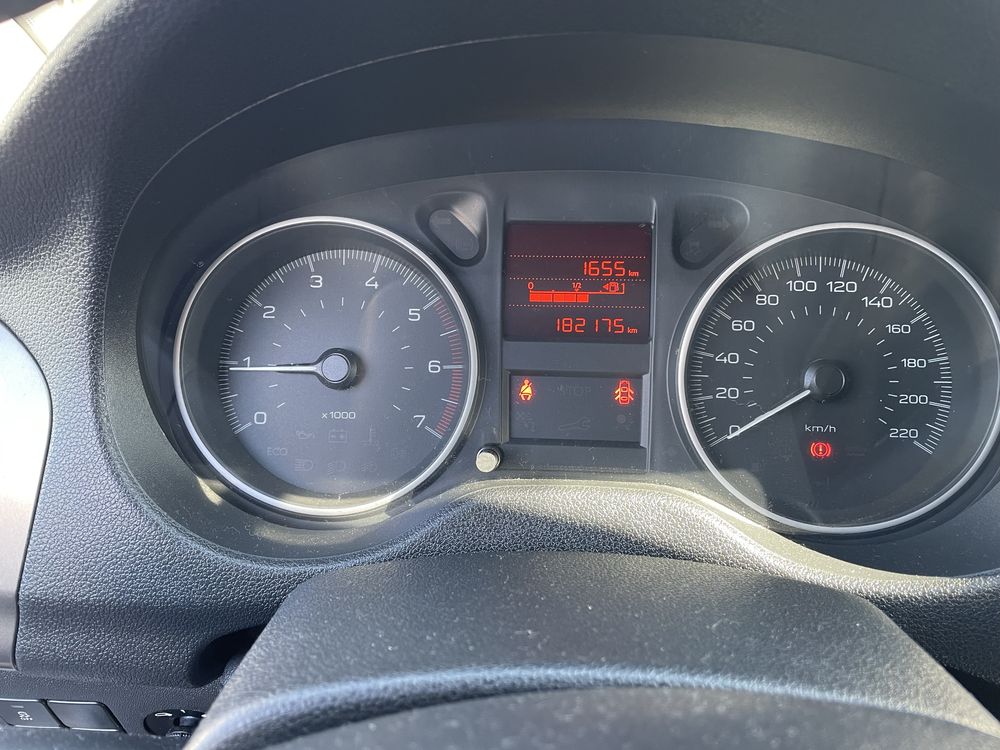 Peugeot 301  1,2 Benzină