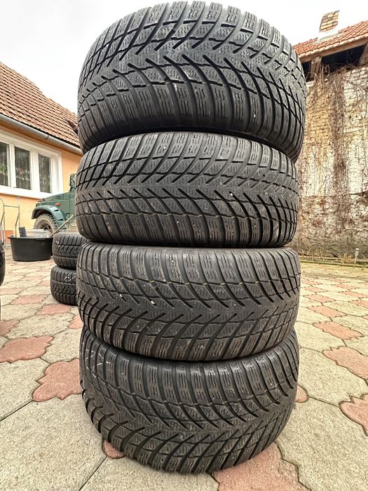 Anvelope nordice de iarna 225/60/17 Nokian 2023