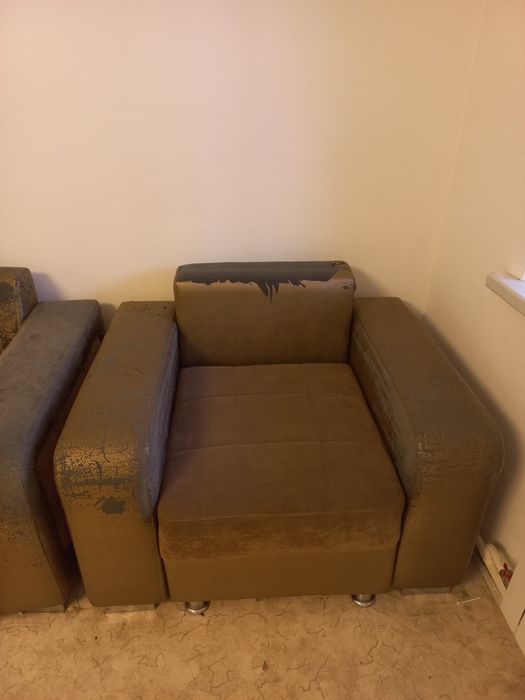 Продам диван и кресло расскладываются