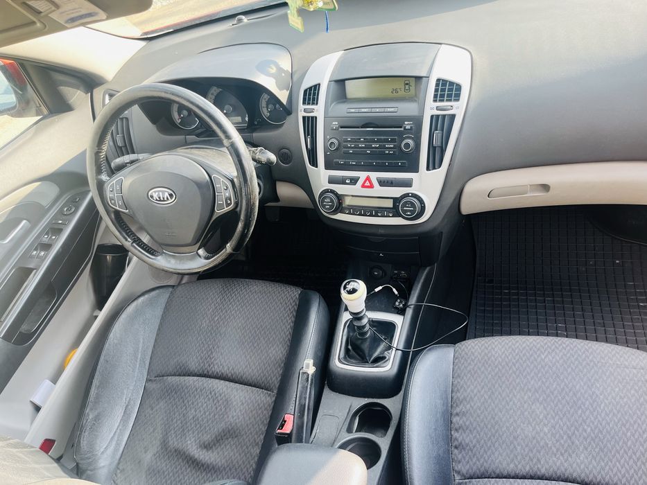 Kia Ceed 1.6 CRDi 115 CP – Diesel – An 2008