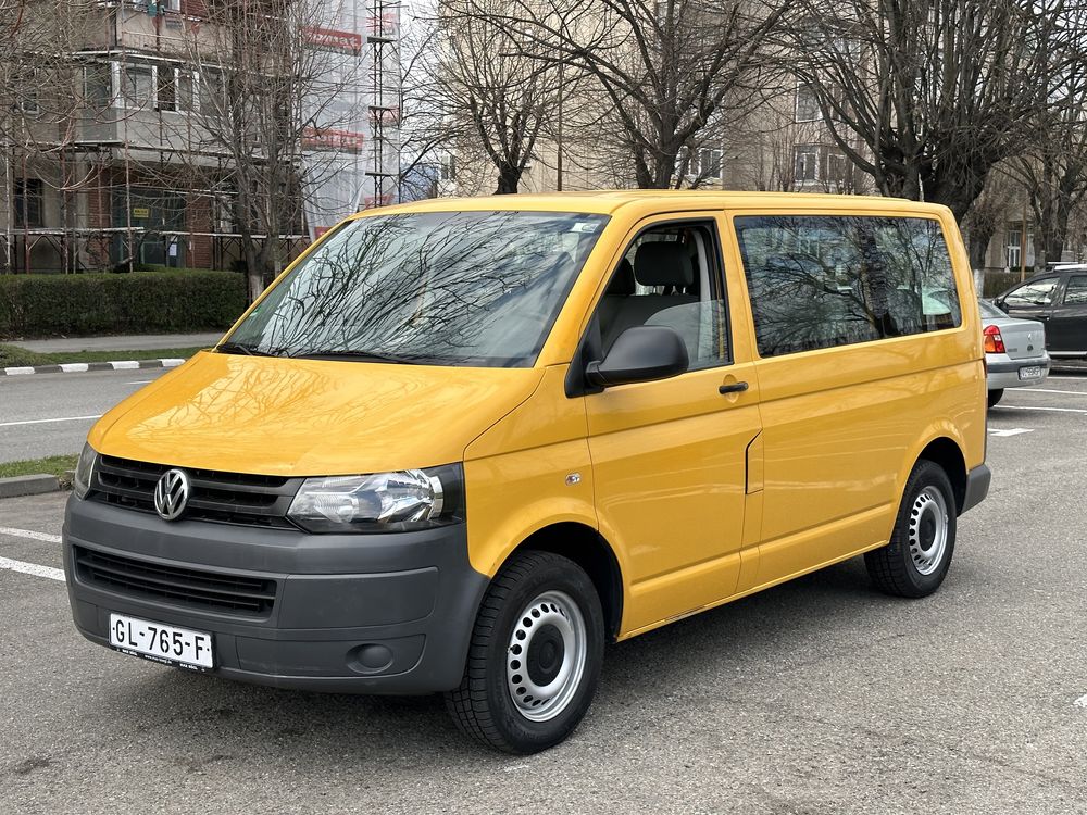 VW Transporter T5 2.0 Tdi Euro 5 cu 8+1 Locuri