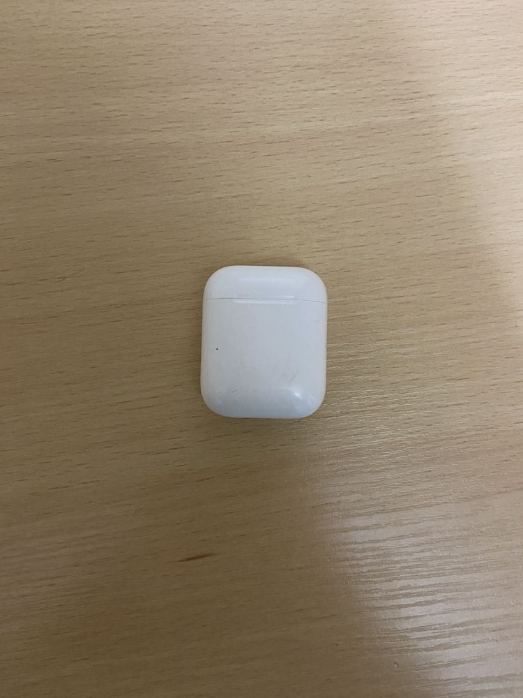Продам Airpods 2