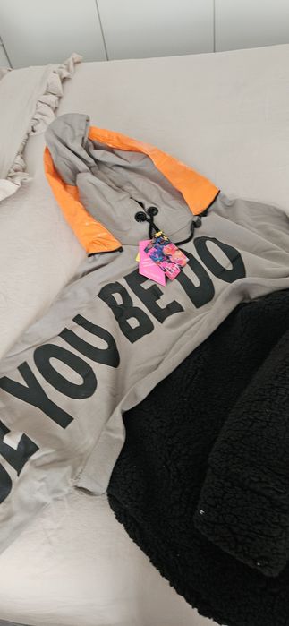 Суичър с отлично качество и визия.