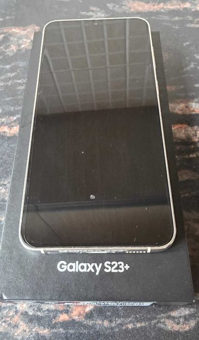 Telefon mobil Samsung Galaxy S23 Plus, Dual SIM, 8GB RAM, 512GB, 5G,