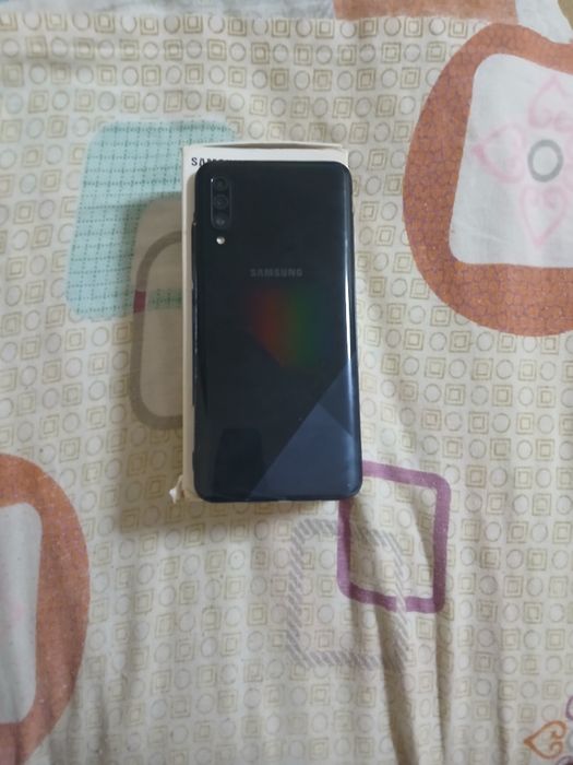 SAMSUNG galaxy A30s
